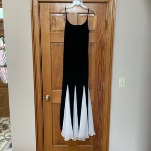 Velvet and Chiffon Formal dress, size 8